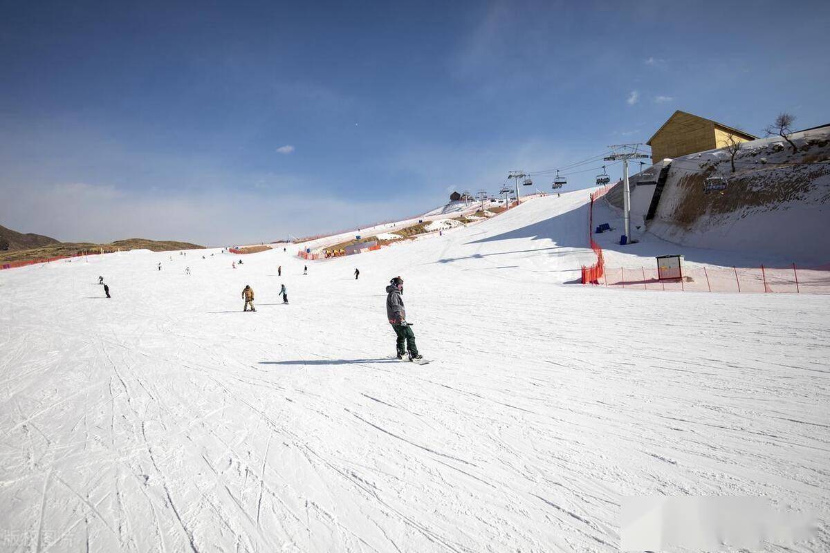 采薇庄园滑雪场图片图片