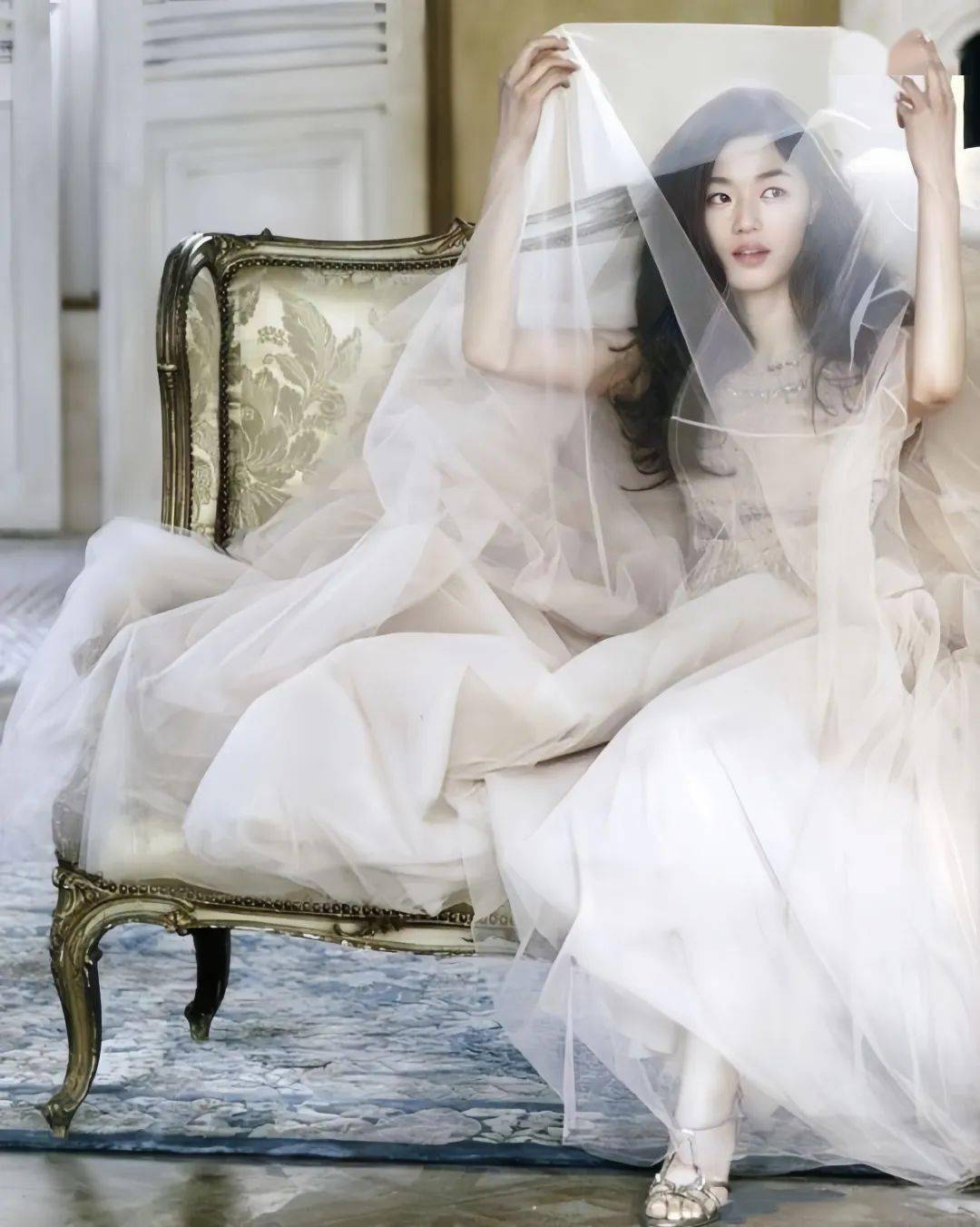 全智贤怎么就火了二十多年,"持靓行凶"的她不会老吗?