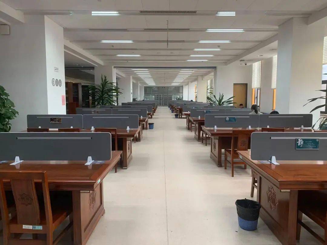 图书馆考研专区 助力披荆斩棘的你