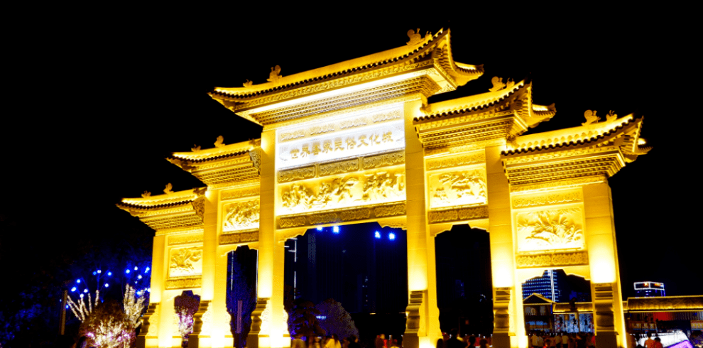 走进原生态农家果园脐橙直采,连住2晚赣州龙南豪华酒店_玻璃_客家