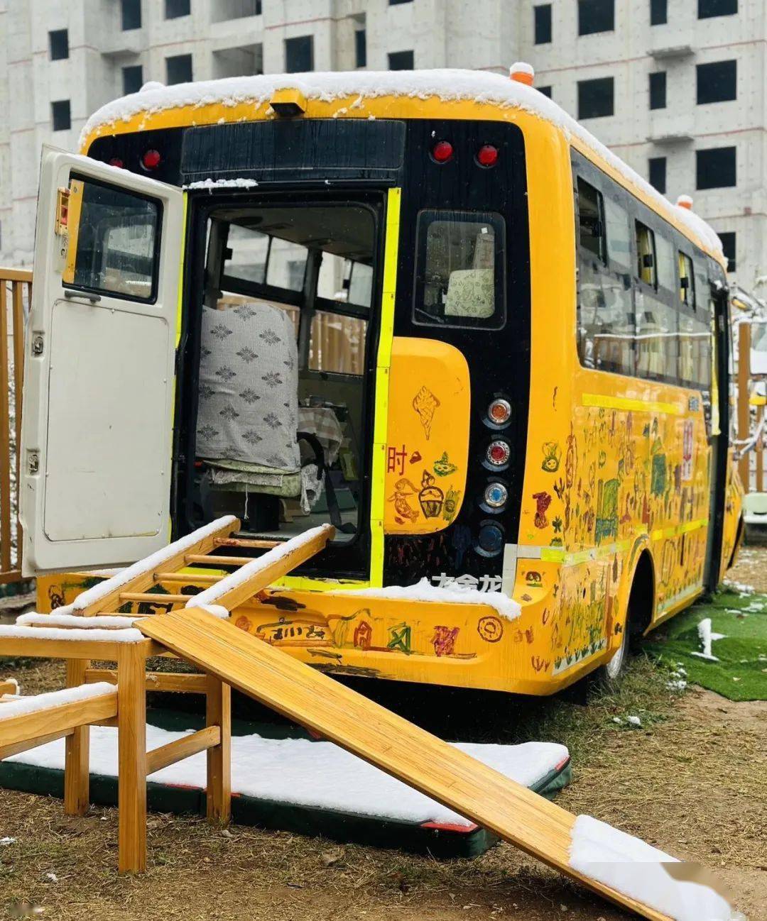 童林堡快乐巴士之一:"我是最神气的驾驶员"_孩子_汽车_玩具