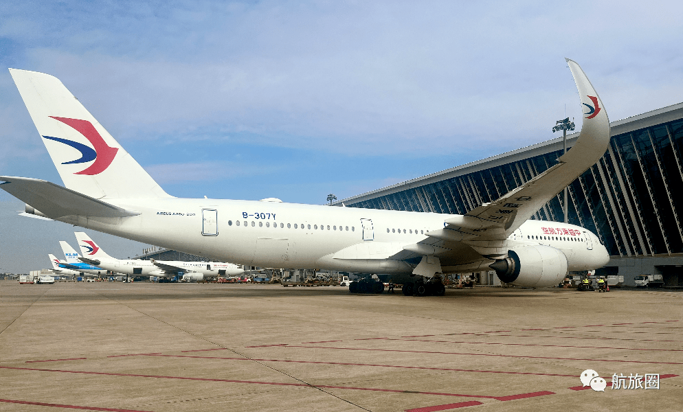 每周执行3班(周一,周四,周六),使用其最新一代宽体客机a350-900执飞