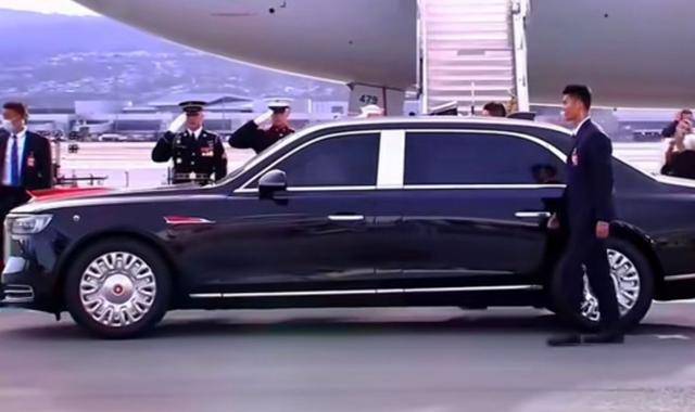 揭秘中国顶级座驾,年产5台,v12红旗n701!