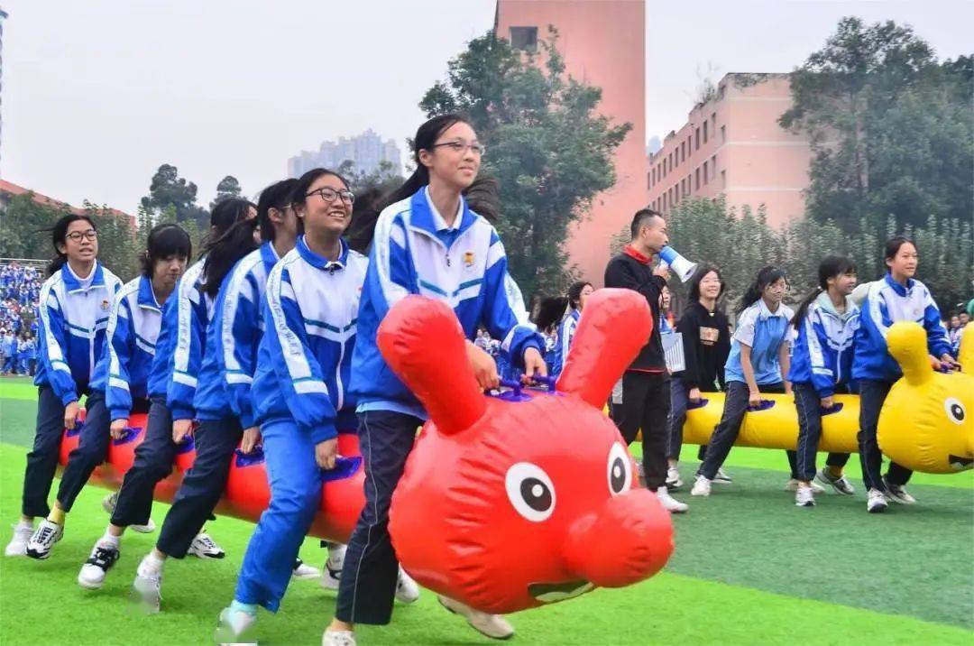 路學校快樂的運動健康的體魄是對童年最好的詮釋西財附幼的團體操運