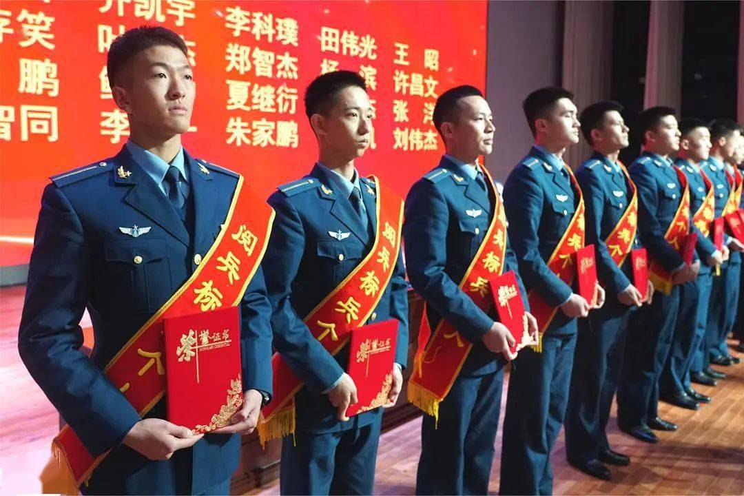 奋楫争先 | 以荣誉感召使命,用榜样激励前行_全体_表彰_训练