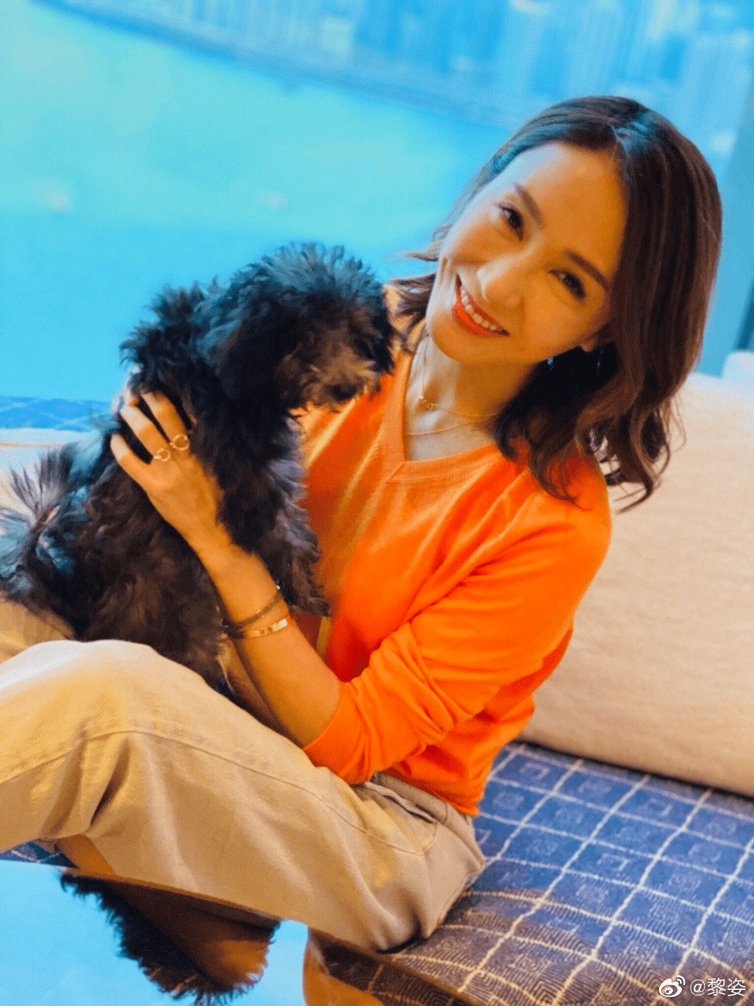 黎姿罕晒全家福:退圈15年,一代女神活成了这样_黎姿比_张柏芝_豪宅