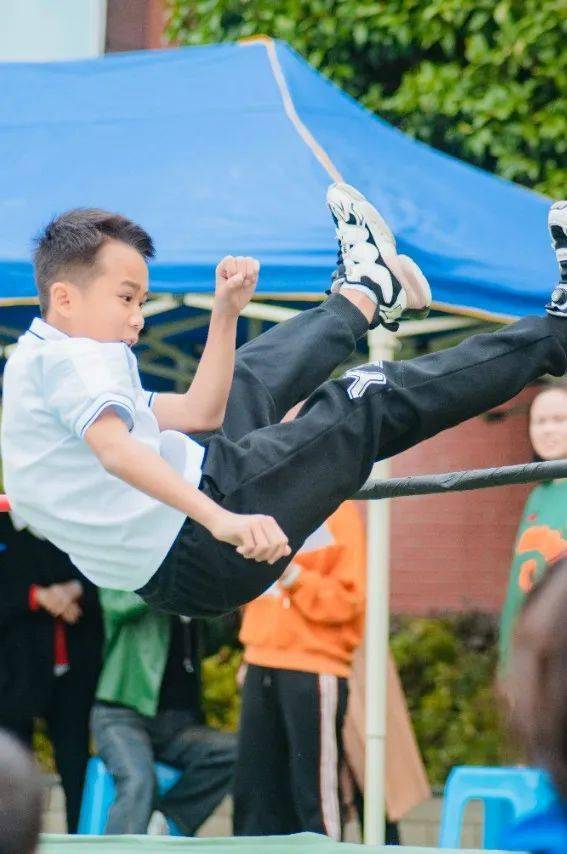 秀山鹭秀小学运动会 | 鹭秀少年正当"燃"_田径_sdfd_赛场