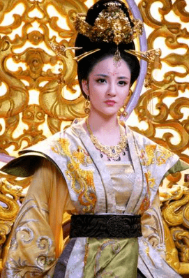 刘雨欣穿透视礼服大秀性感美胸 身姿妖娆曲线妩媚