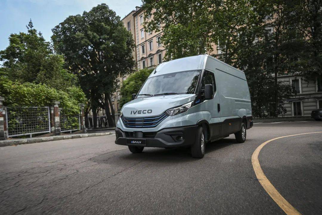 重磅发布 | 全新daily:作为依维柯代表性车型,更安全,更强大并实现100