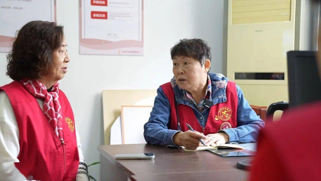 侯台社区居委会对于好大妈公益家政站的成立特别支持,社区党委副书记