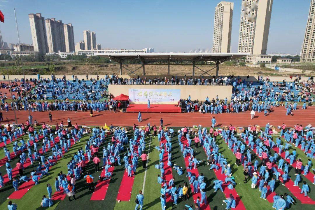 旗下天门市育才幼儿园,天童幼儿园,供销幼儿园,青葵幼儿园3000名幼儿