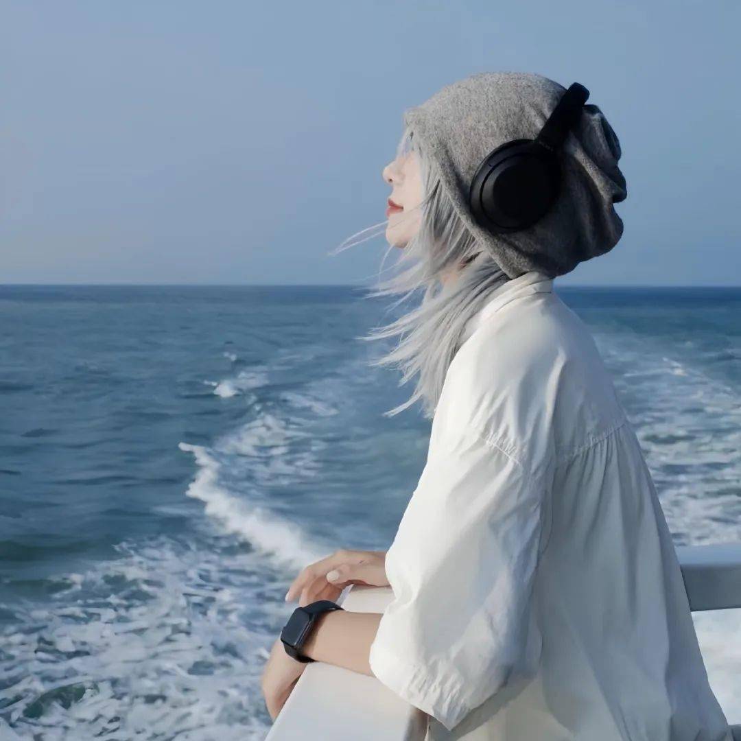 头像| 念旧也回不到曾经