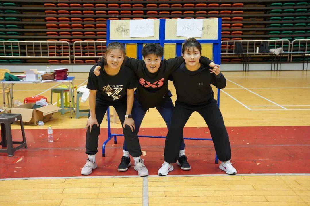 "篮"战青春,追"球"向未来|"迎新杯"篮球赛女子赛程特辑播报_比赛_联队