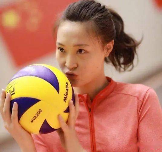好消息,女排队长惠若琪,被国际奥委会重用,曾战胜心脏病夺冠!