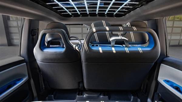 美国新势力品牌Fisker PEAR全球首发：富士康代工(图5)