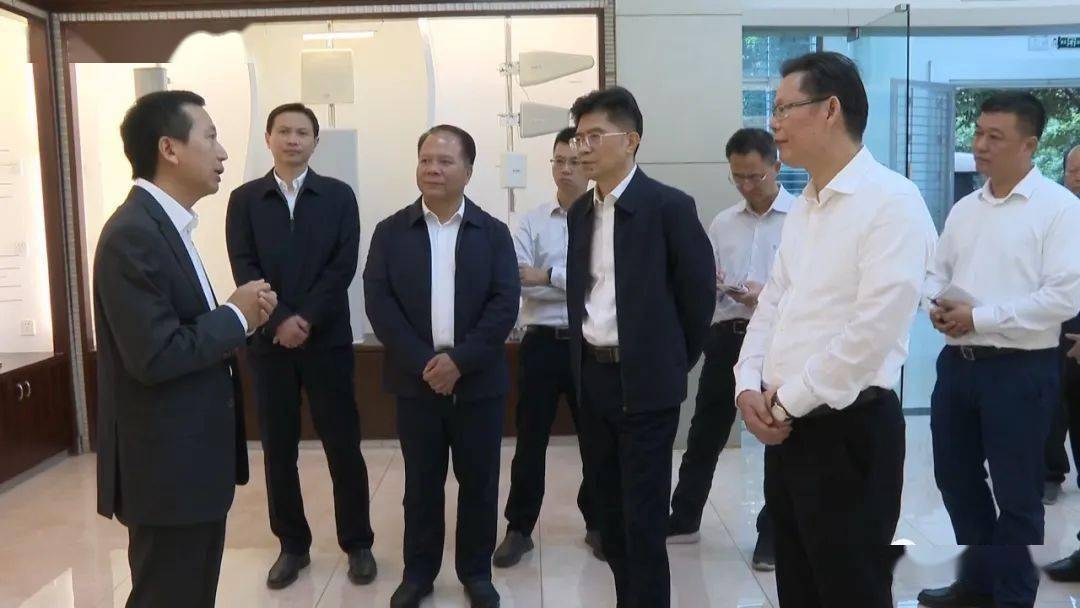 王胜一行先后来到揭阳市合升机械石材有限公司,广东侨华科技有限公司