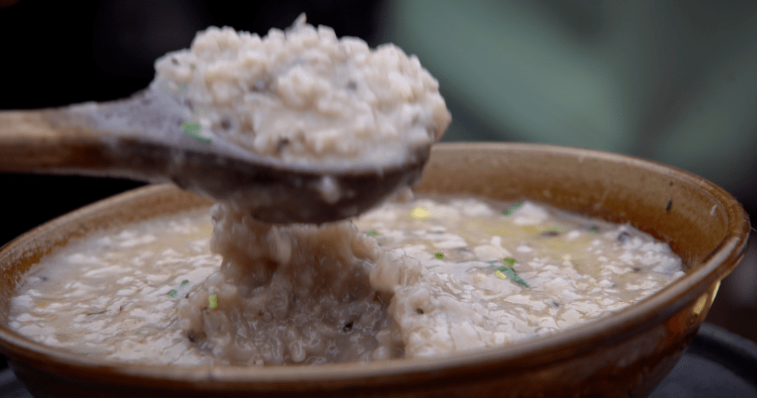 黄平苗家红米鸡稀饭荣获2023年黔东南州新黔菜评选活动金奖_美食_贵州