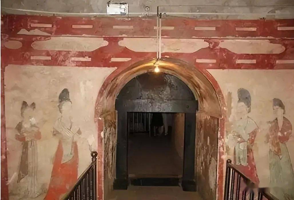 71年武则天孙子墓被发现,打开后专家感叹:史无前例"阴间皇帝"