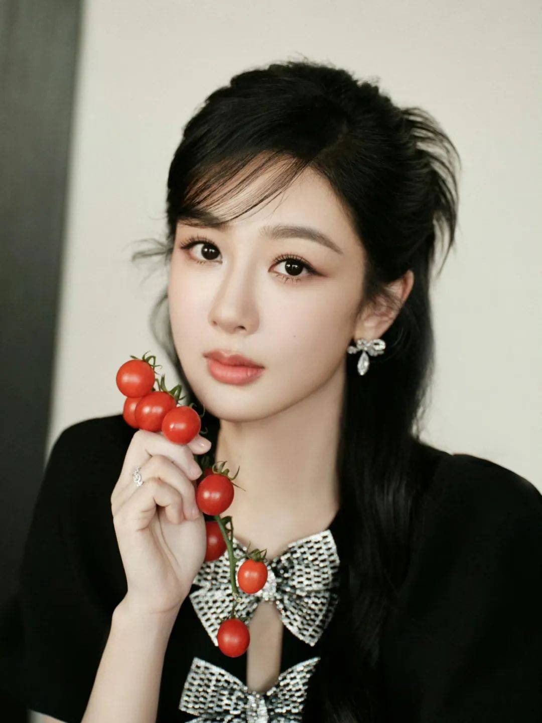 换刘海儿等同于换脸,这话我信!_杨紫_头发_胎毛