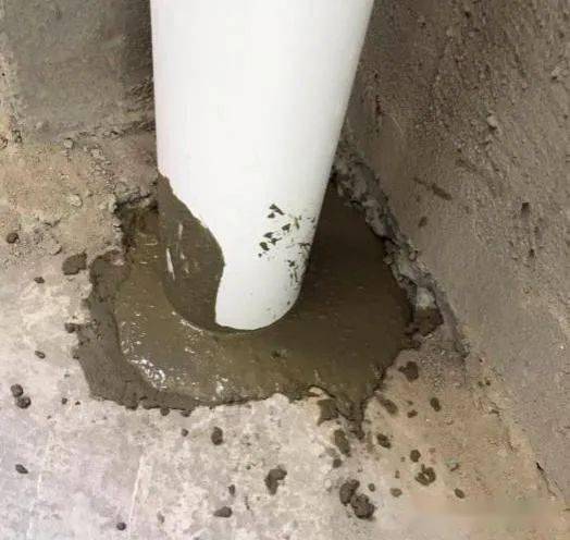 卫生间管道穿楼板处这样施工,不渗不漏!