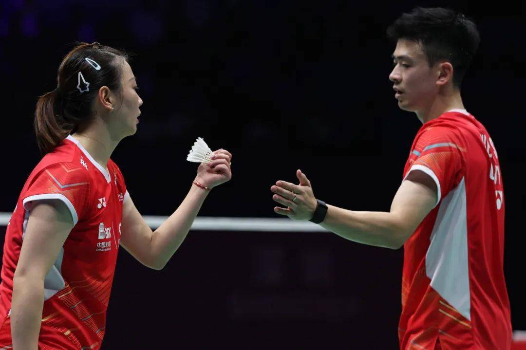 2023中国大师赛 国羽3金收官 男双梁王顶住压力夺冠_奈良_郑思维