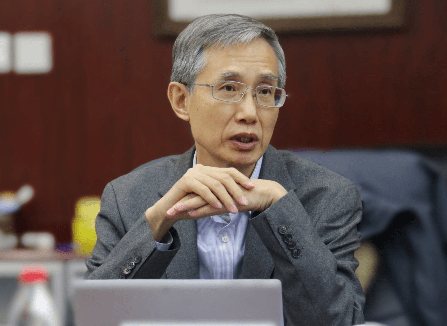 中国人民大学国际关系学院教授,俄罗斯研究中心研究员陈小沁作为新书