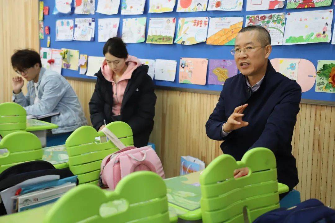 顺义区光明小学开展数字教育主题研训活动丨校园风采_发展_教学_转型