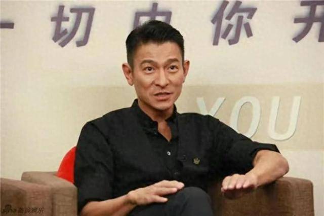 一代巨星刘德华_家庭_挑战_年龄