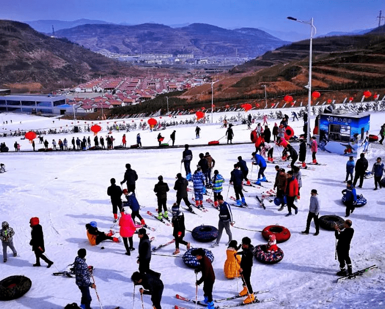 石嘴山滑雪场图片