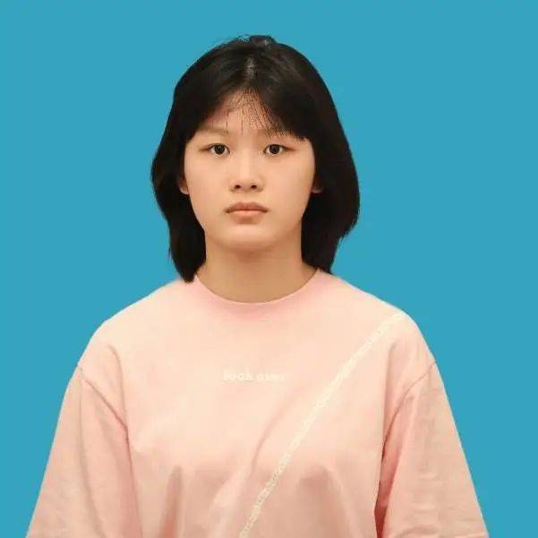 郭昌明《长大后我就成了你》数理学院丁娇《曾经的你》教科学院刘丽源