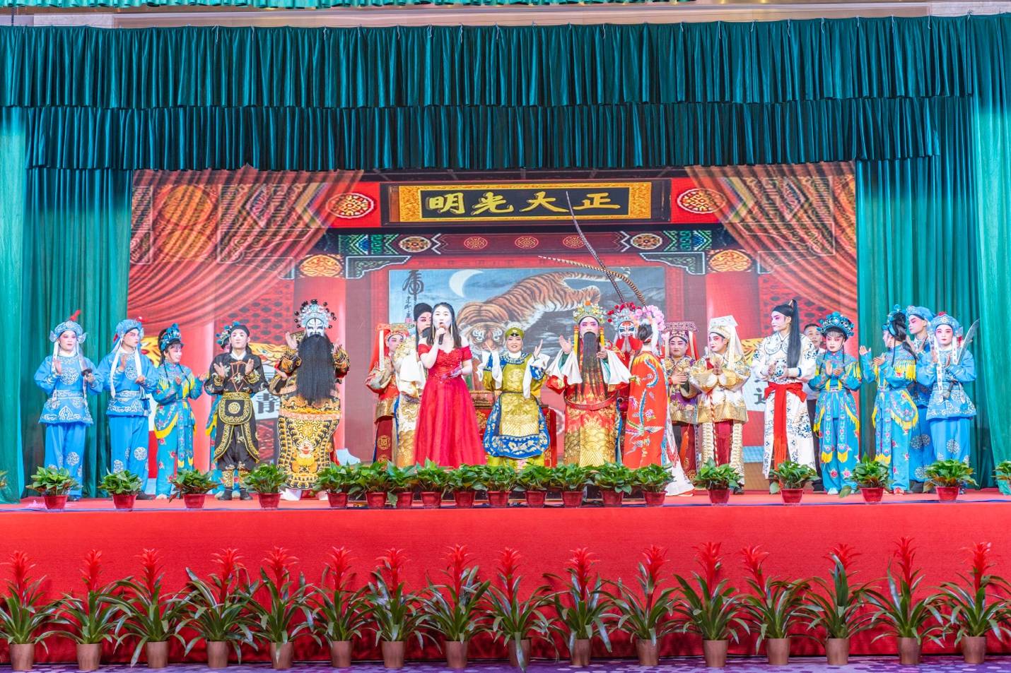 国家非物质文化遗产传承人李小嘉,湖南省花鼓戏剧院一级演员,第九届