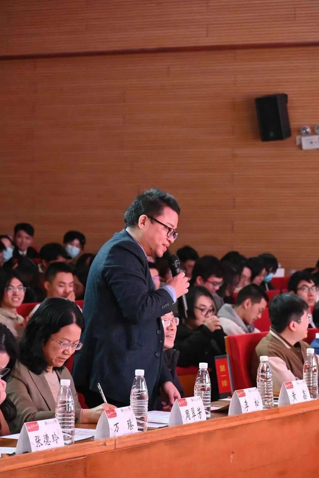 金秋辩论|决赛报道·武汉大学第三十五届珞珈金秋艺术节之"天风证券杯