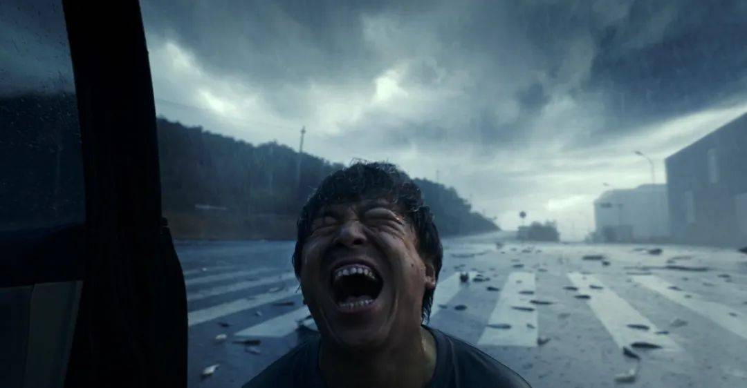 黄渤 周迅,拍出今年争议最大的爆款_电影_女儿_顾红