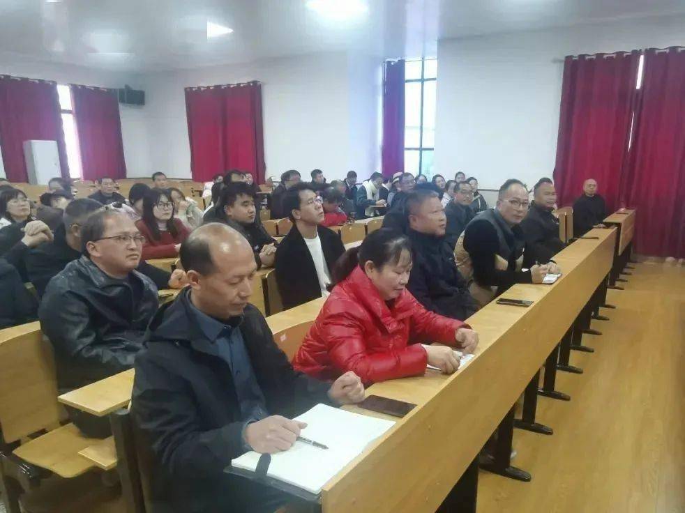 桂林市中小学实践教育中心到全州县第二中学高中部开展劳动教育培训