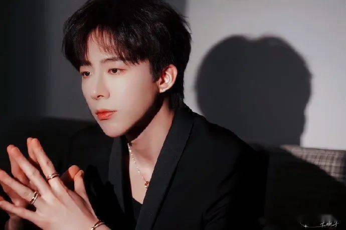 12.9】刘诗诗刘宇宁?明星红毯出场费?女将星这剧?似火流年播出效果?