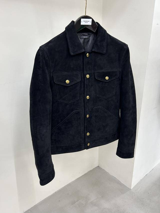 tomford汤姆福特羊皮夹克外套上身非常洒脱不羁且复古个性时髦