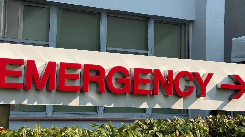 危险:加拿大新冠活跃度已超去年此时两倍!