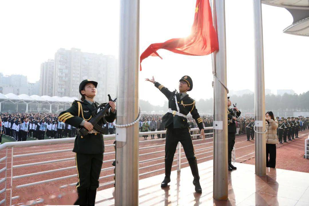 棠外初中第十九届国旗班交接仪式_全体_五星红旗_光荣使命