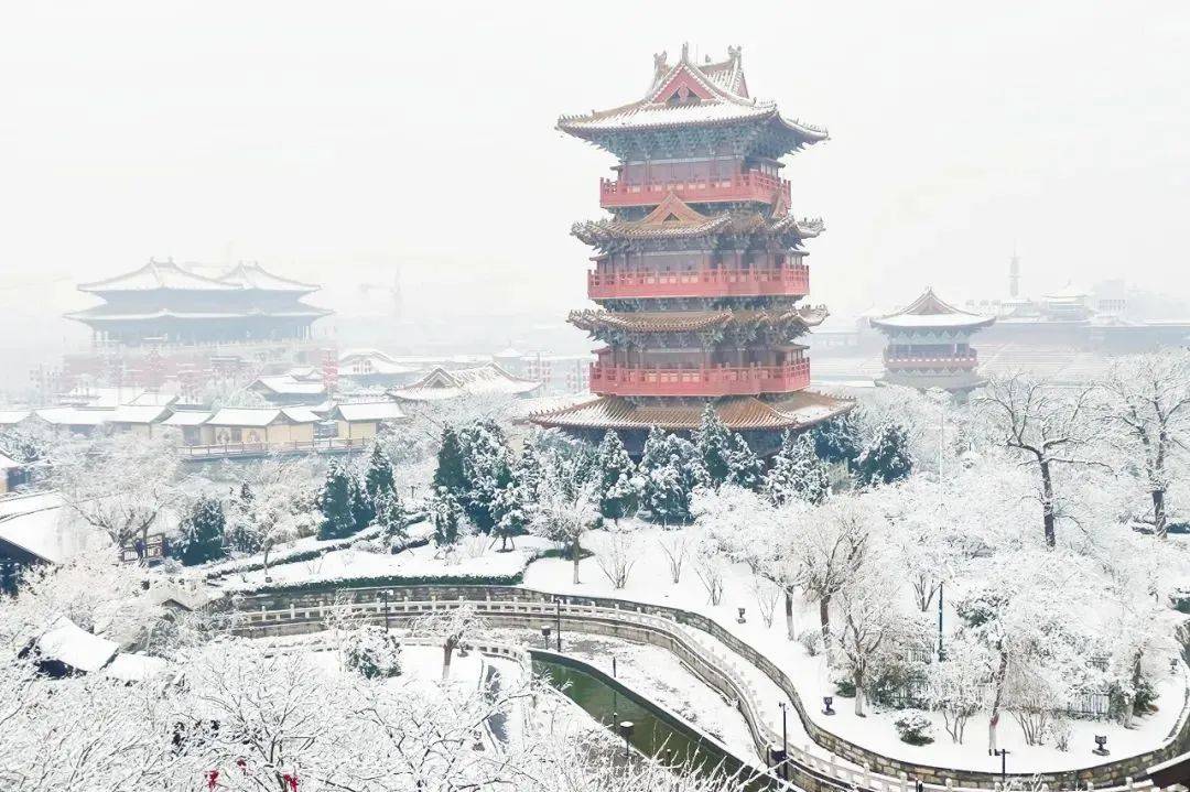 开封雪景图片