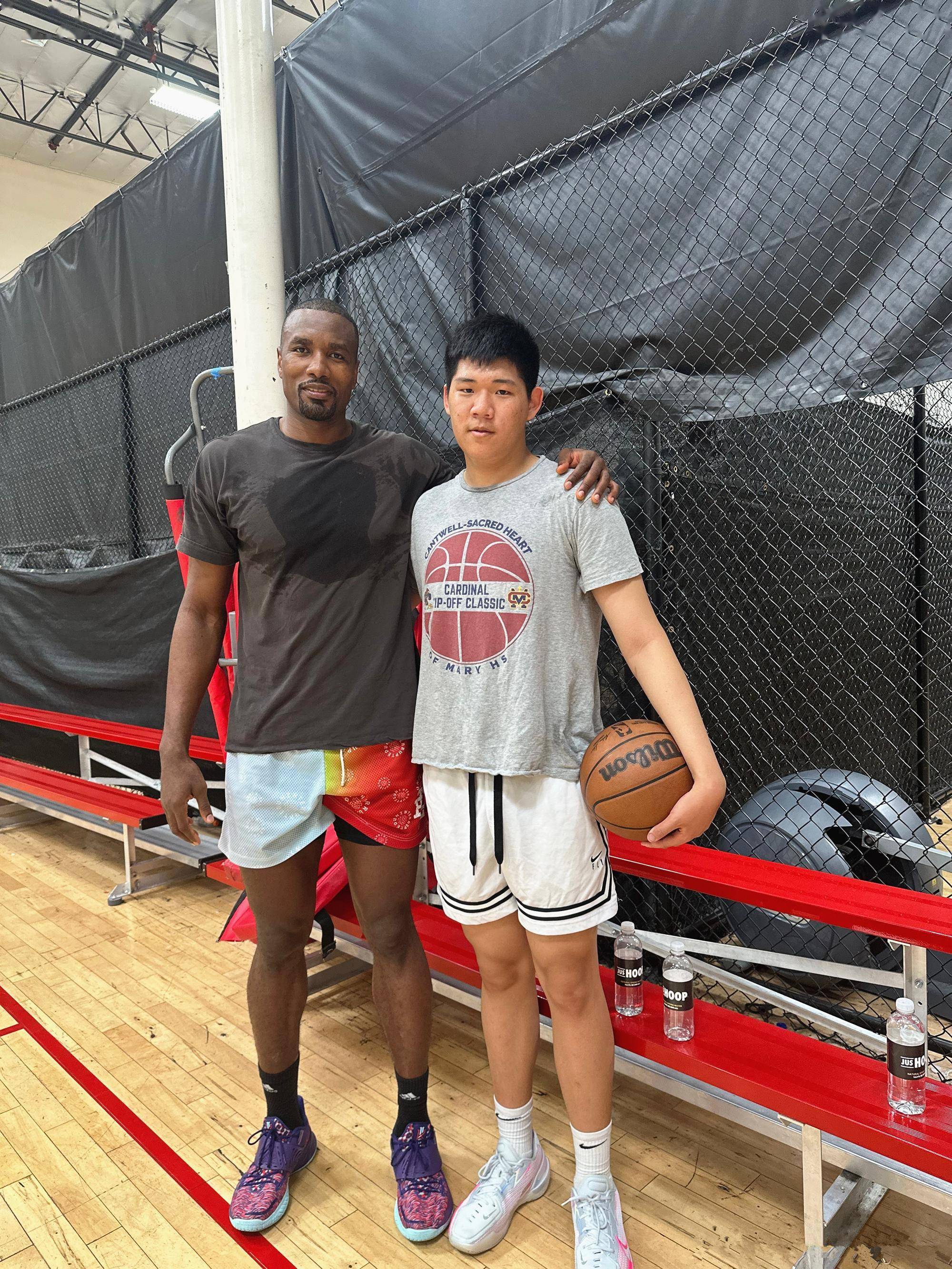 巩晓彬儿子师从伊巴卡!