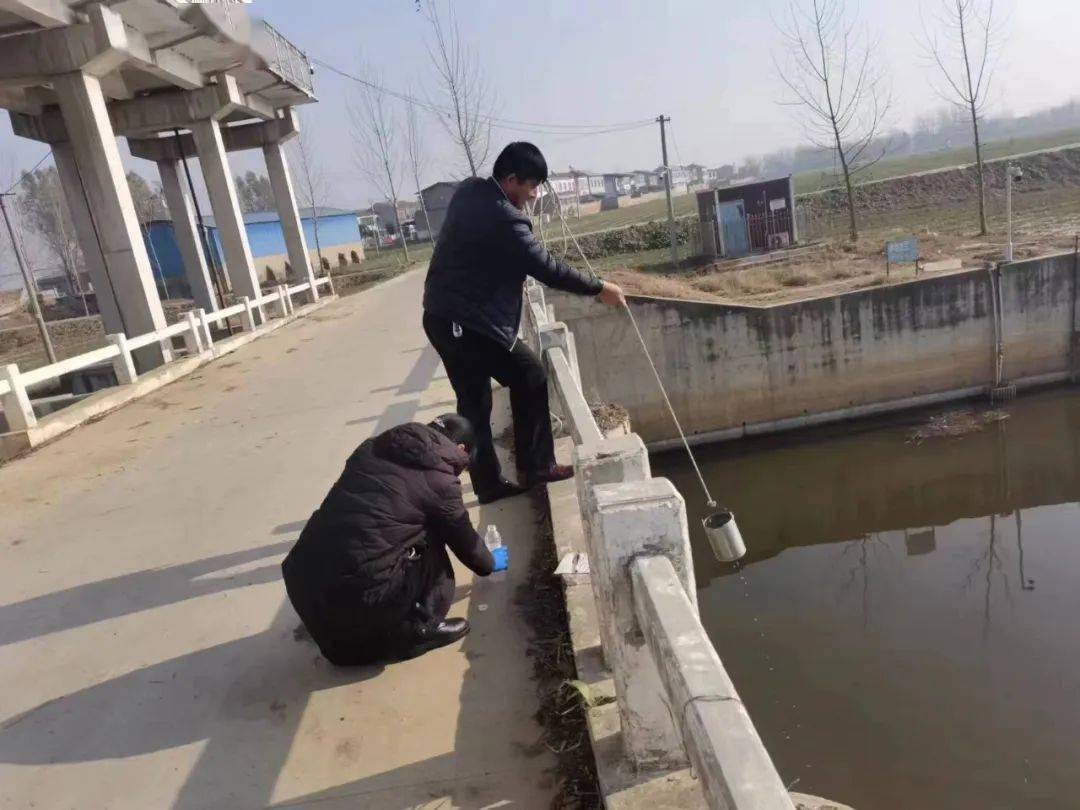 通许分局持续开展河流多断面水质监测_进行_数据_服务