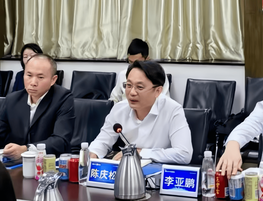 东莞市副市长陈庆松一行到广药集团考察交流