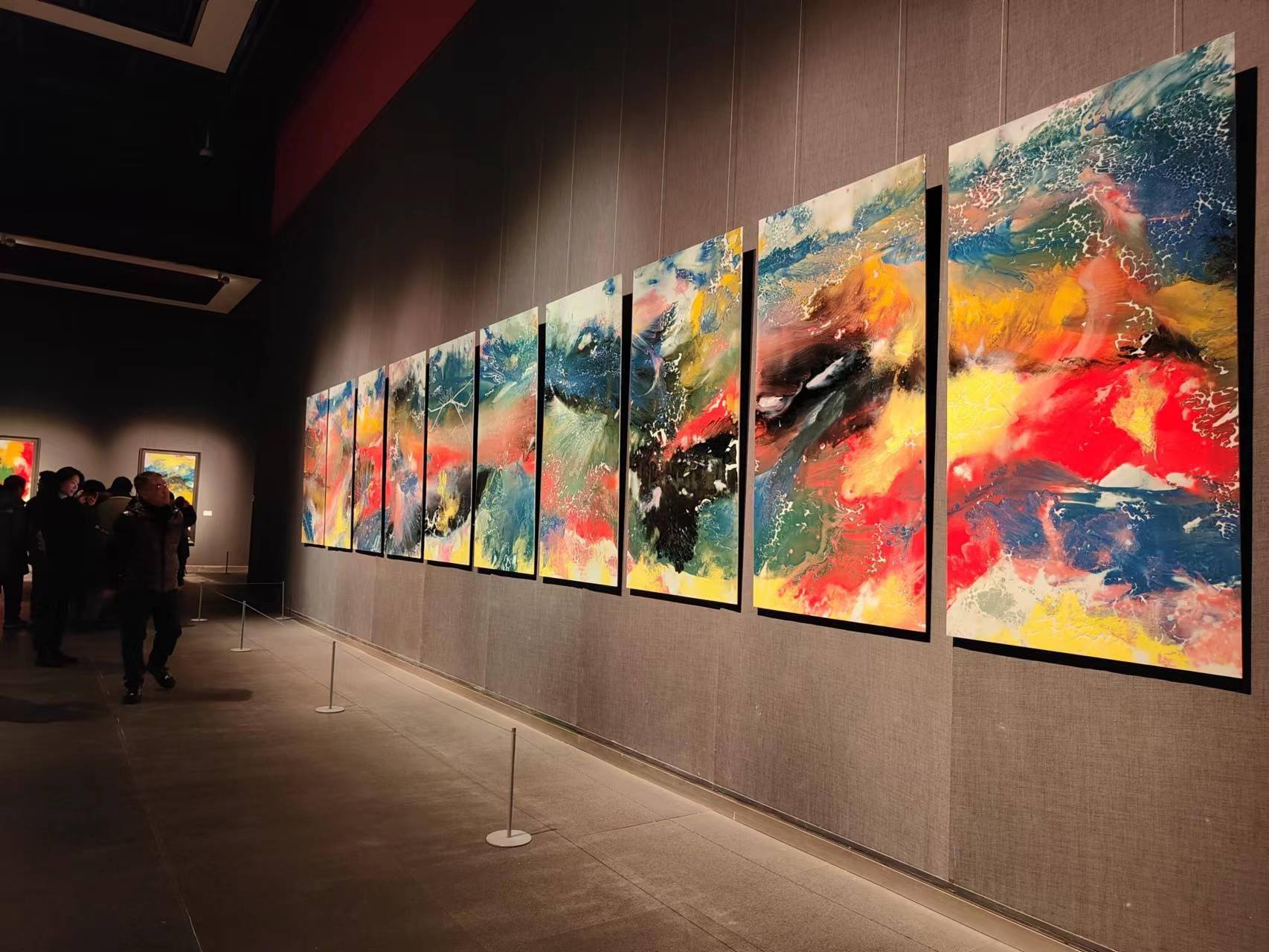 跨越文化边界的对话 托比恩·克瓦思博与袁海龙陶瓷作品联展在济开幕