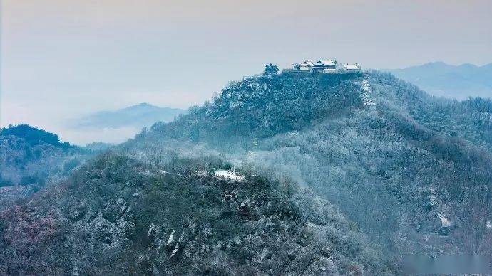 九公寨景區雪景 來源:@六安源泉懸劍山雪景 來源:秦