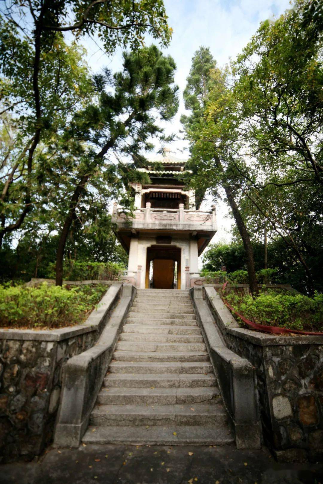 锦岩公园望月亭_先生_陈岩野_景观