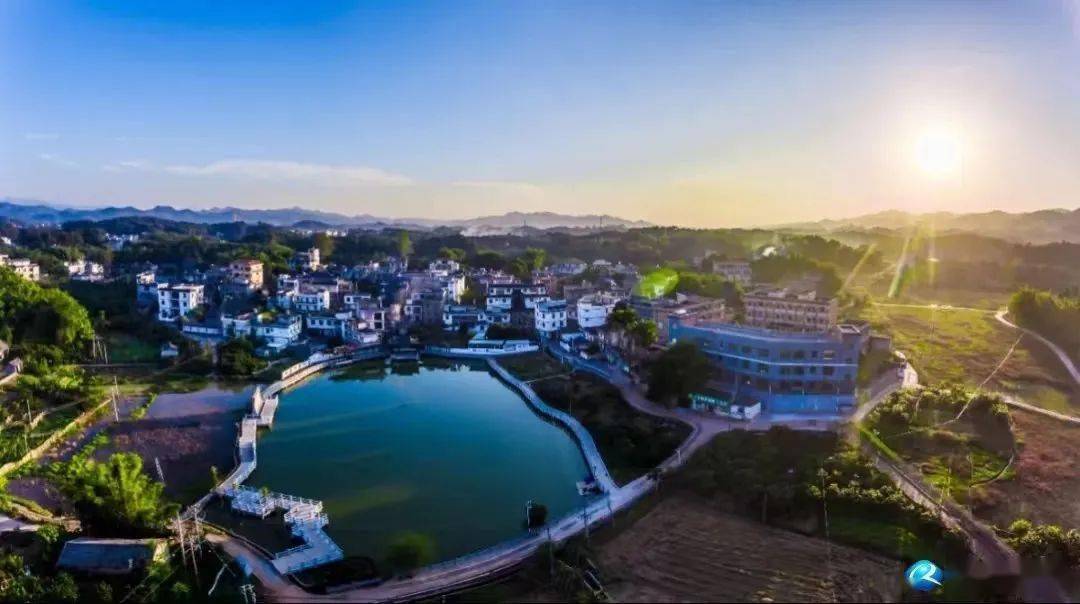 公园风景(图片来源:侨乡容县)兰花生态园(图片来源:侨乡容县)祖立村