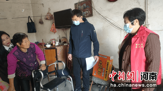 便民利民 魯山縣殘聯走村串戶服務殘疾人士_鑑定_堯山鎮_進行