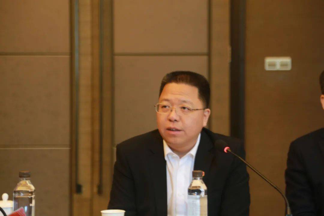 科主任毕研贞发言县妇幼保健院副院长林明泉发言县第三医院副院长余琴