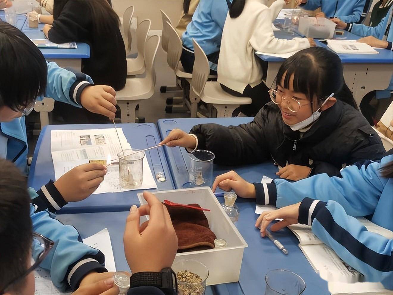 常德市二中举行2023年"青莲杯"教学比武及点评会_活动_中心_教研