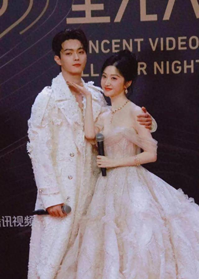 《乐游原》热播背后:景甜许凯的cp真相与娱乐圈的炒作现象_互动_明星